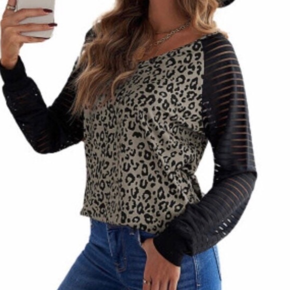 - Leopard Print, Sheer Black Arms, Long Sleeve Top. New - Picture 2 of 10